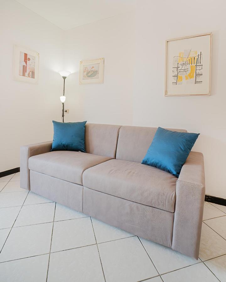 Ambra Holiday Rooms San Teodoro  Bagian luar foto
